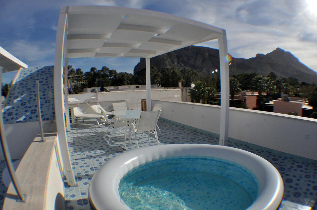 La Casa Di Fronte La Spiaggia Di San Vito Lo Capo Buitenkant foto